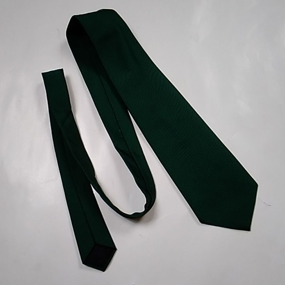 VINTAGE DESIGNED IN ITALY BY ANGELO CORRELLI MEN'S TIE